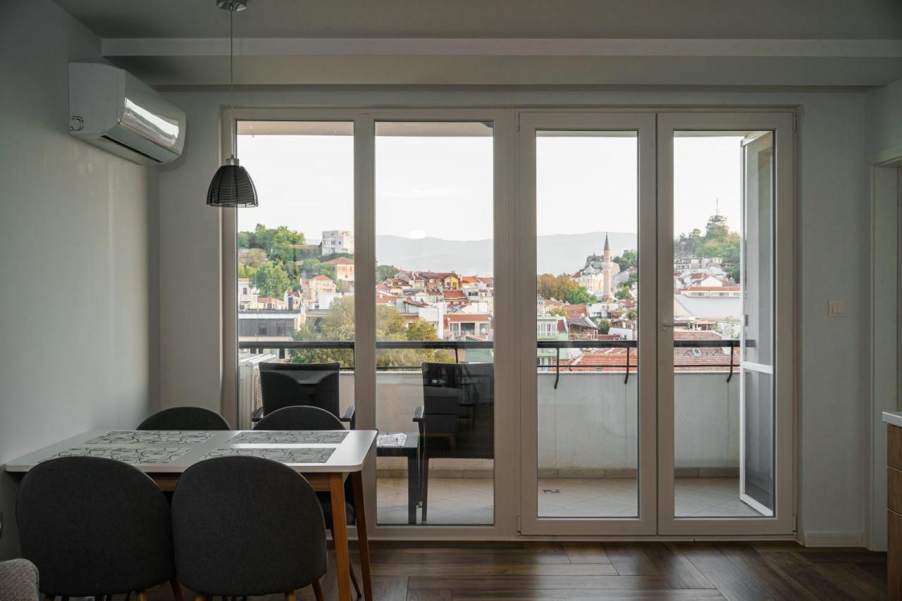 South Panoramic Apartment In The Art District Of Kapana プロヴディフ エクステリア 写真