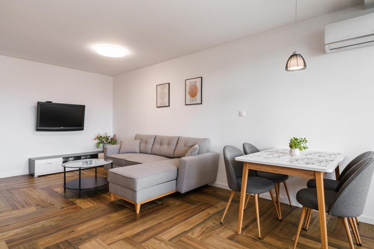South Panoramic Apartment In The Art District Of Kapana プロヴディフ エクステリア 写真